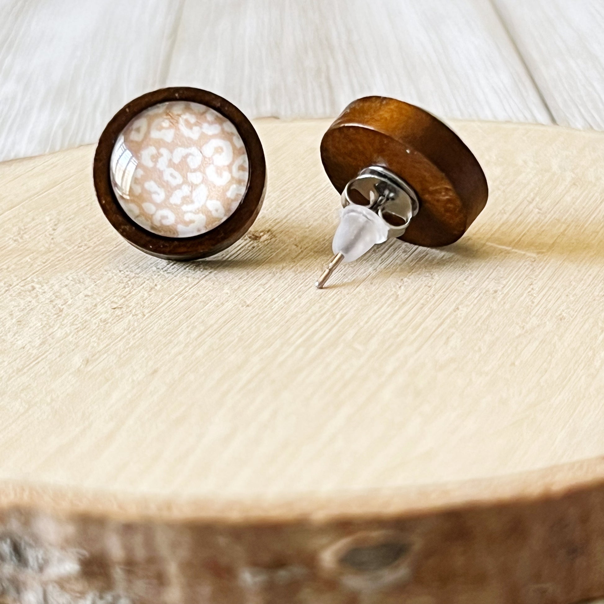 Beige Leopard Print Stud Earrings – Neutral Animal Pattern Wood Jewelry