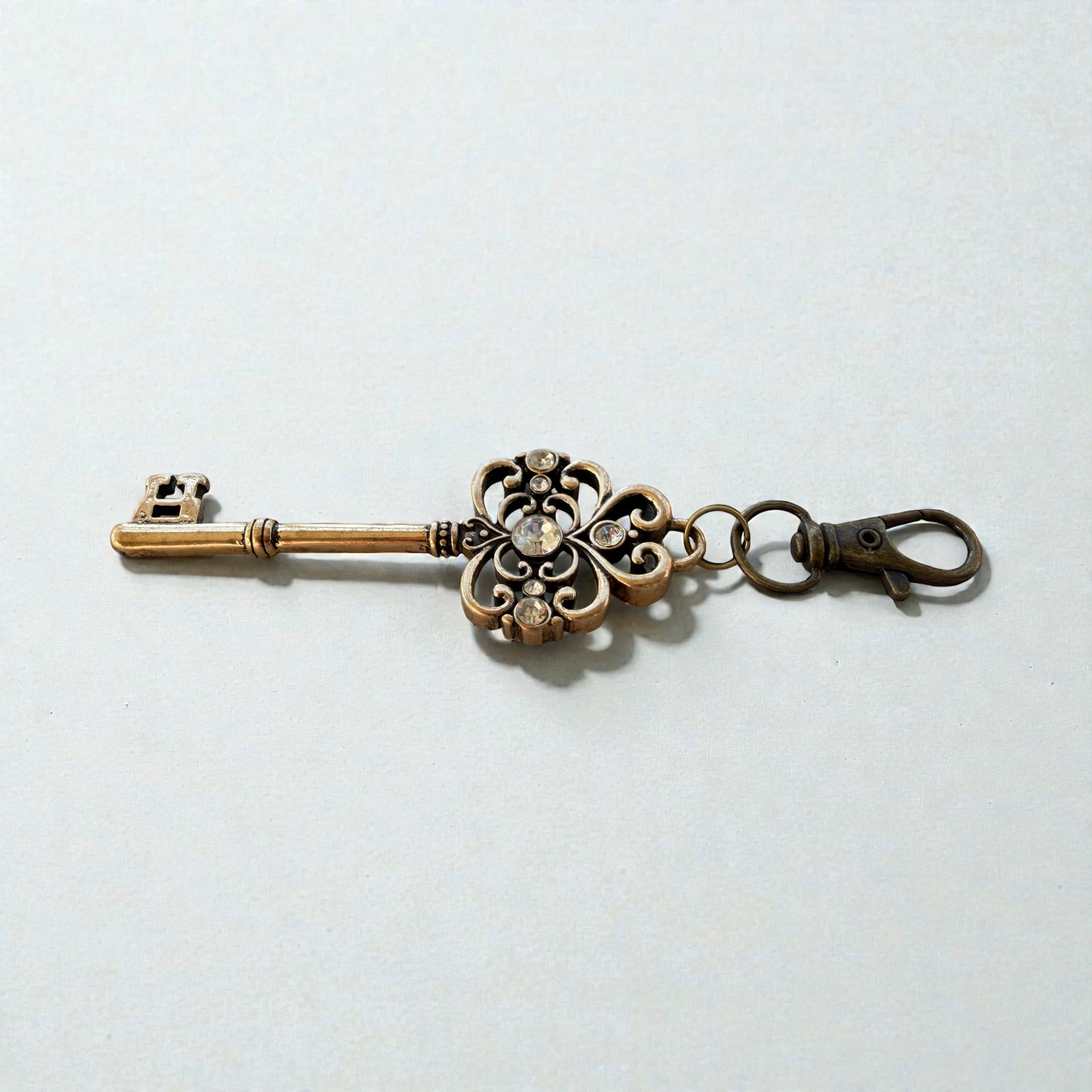 Vintage Key Purse Charm – Antique Gold Rhinestone Bag Accessory