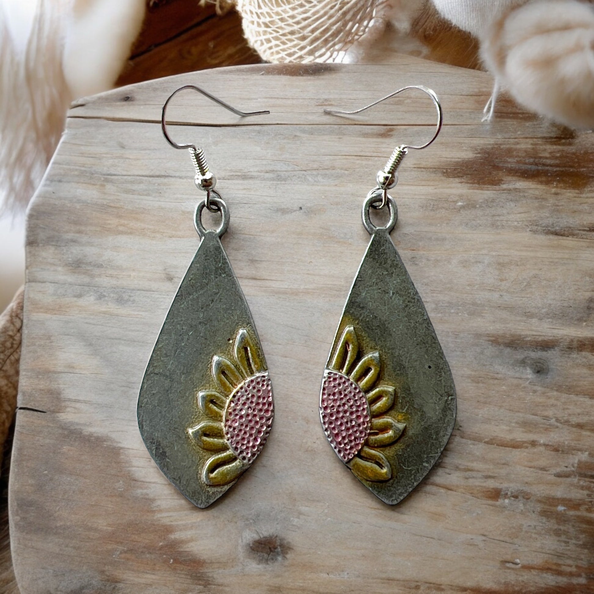 Sunflower Teardrop Earrings – Nature-Inspired Jewelry