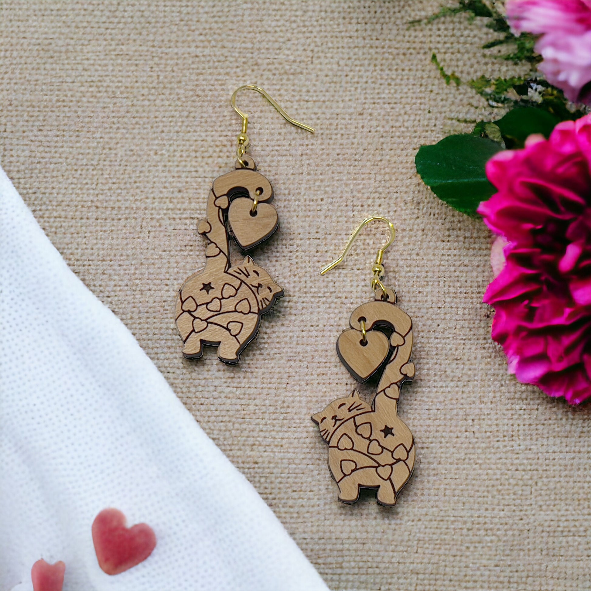 Heart Cat Dangle Earrings – Whimsical Love-Themed Wooden Jewelry
