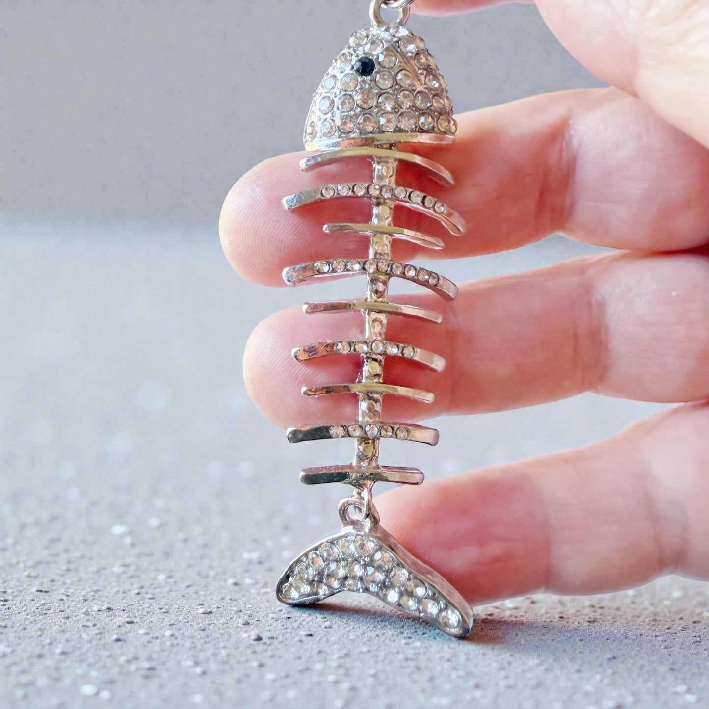 Rhinestone Fishbone Purse Charm – Sparkly Silver Bag Accessory