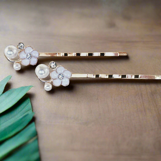 White Floral Pearl & Rhinestone Gold Hair Pins: Elegant Accents