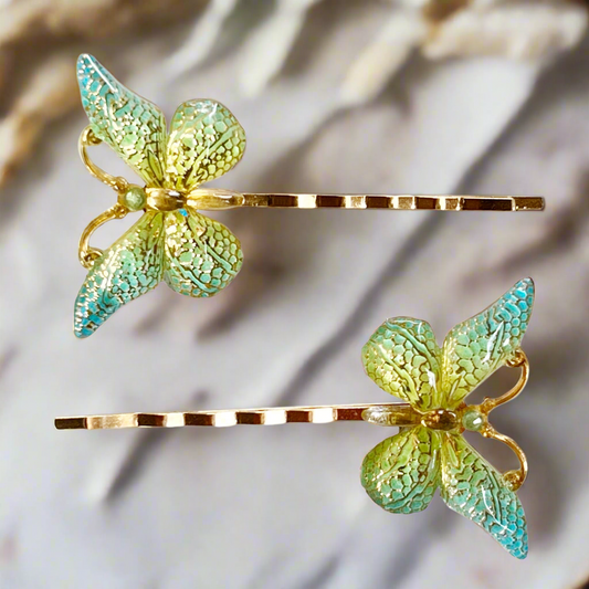Horquillas de pelo de mariposa azul, verde y dorado
