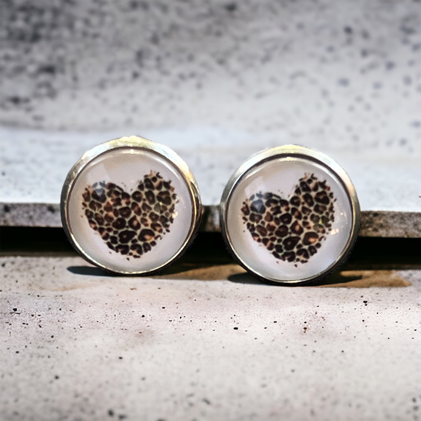 Leopard Print Heart Stud Earrings – Silver Statement Jewelry