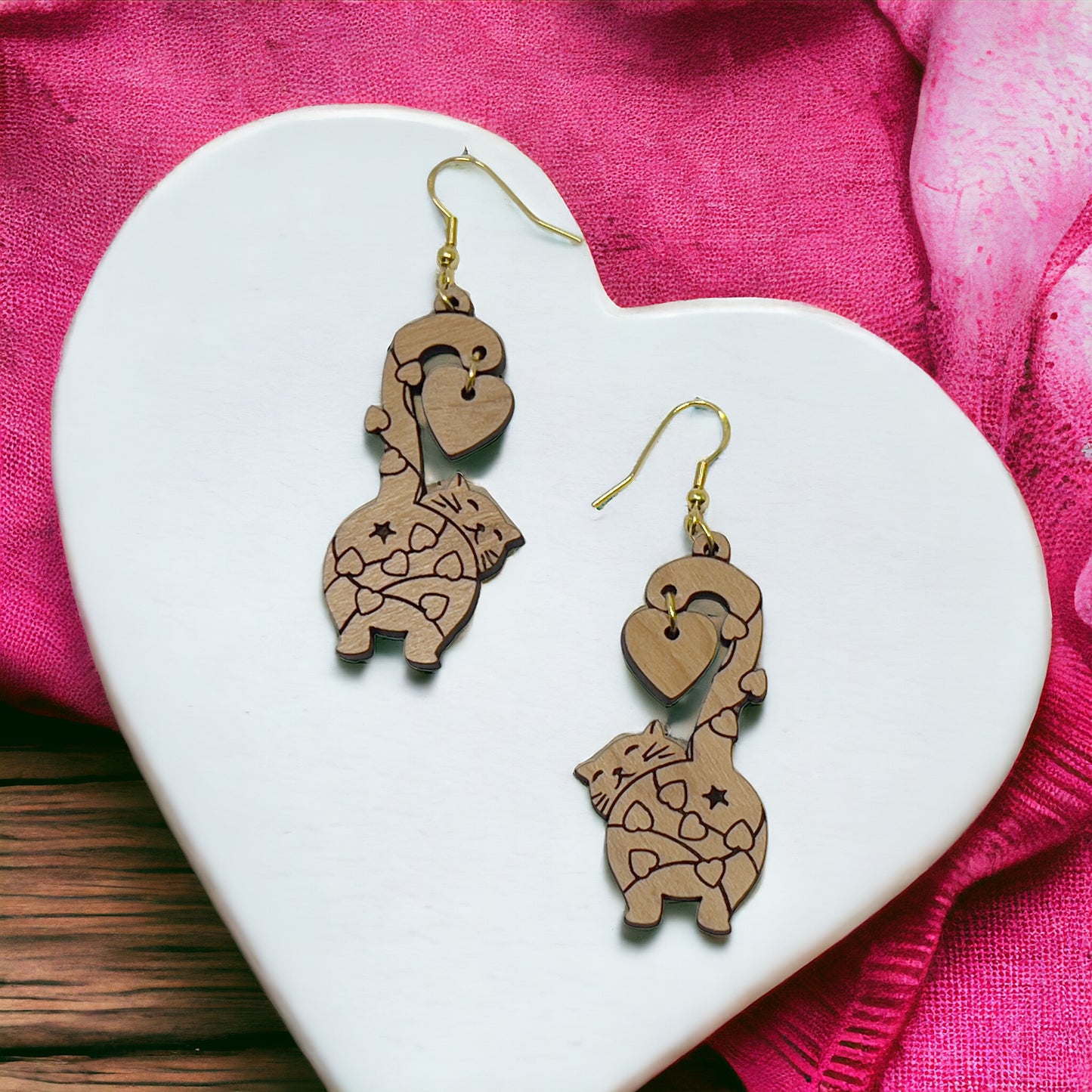 Heart Cat Dangle Earrings – Whimsical Love-Themed Wooden Jewelry