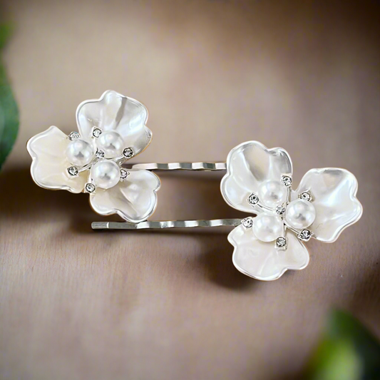 White Floral Pearl Hair Pin Set of 2  - Elegant Bridal Hair Accessories