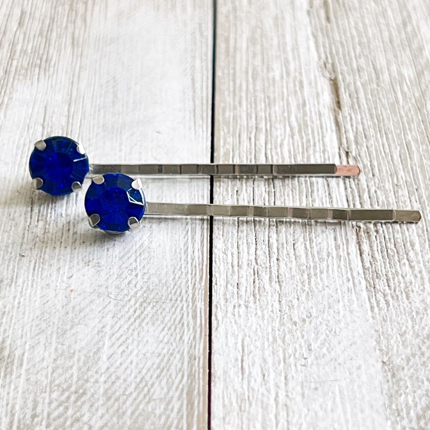 Round Blue Rhinestone Hair Pins - Elegant and Sparkling Hair Accessories