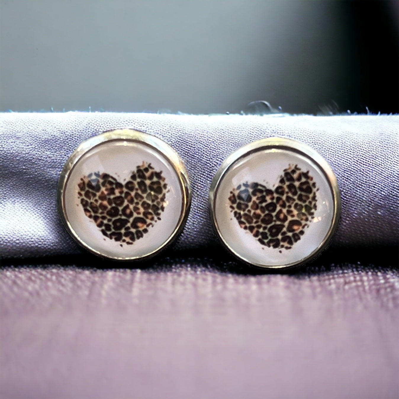 Leopard Print Heart Stud Earrings – Silver Statement Jewelry