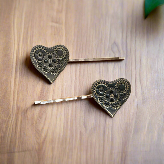 Steampunk Gear Heart Hair Pins - Unique and Stylish Accessories