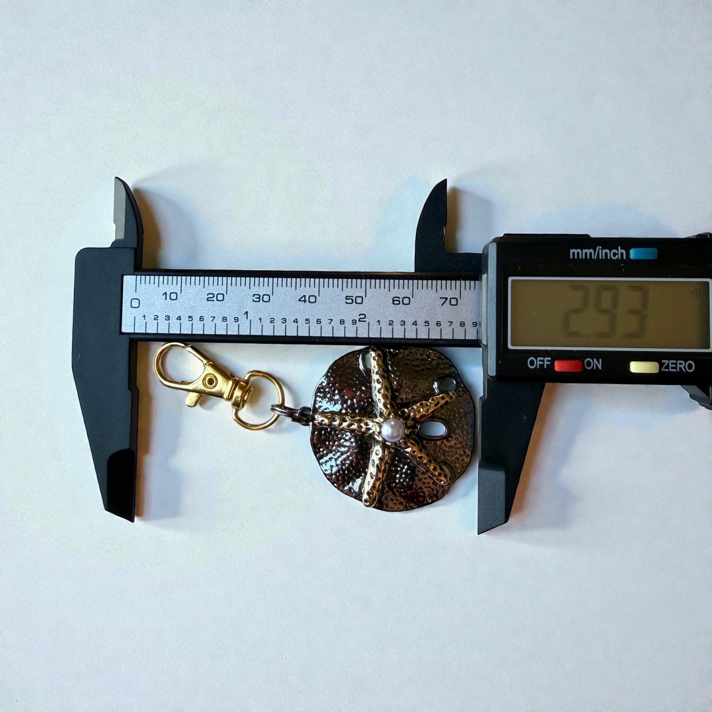 Sand Dollar Starfish Purse Charm – Coastal Boho Bag Accessory