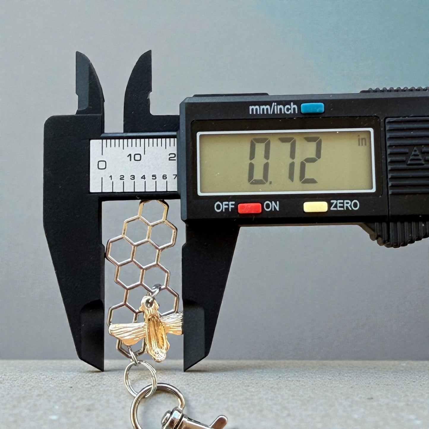 Bee & Honeycomb Purse Charm – Gold & Silver Bee Keychain for Women