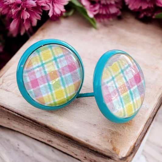 Pastel Plaid Stud Earrings – Handmade Spring Jewelry in Teal Setting