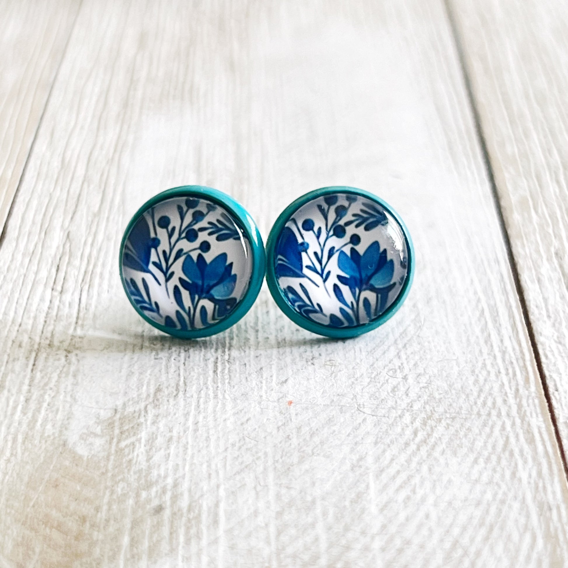 Blue Floral Stud Earrings – Round Botanical Jewelry in Teal Bezel