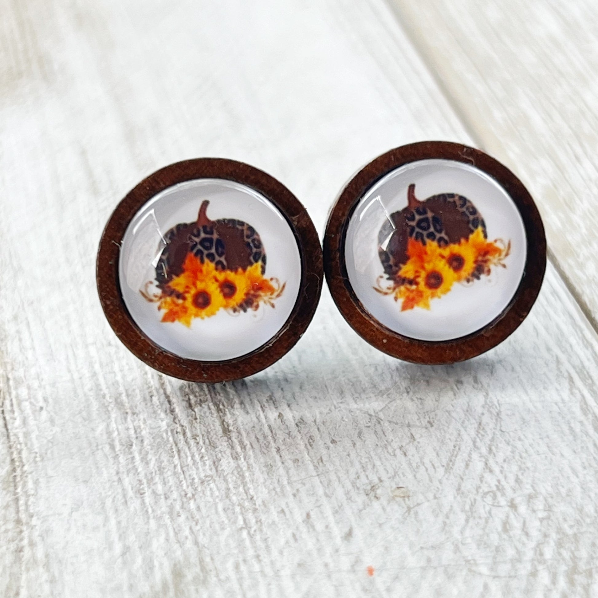 Leopard Pumpkin & Sunflower Stud Earrings – Rustic Fall Wooden Jewelry