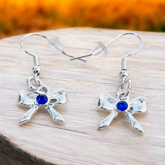 Silver Bow Earrings – Handmade Vintage-Inspired Dangles