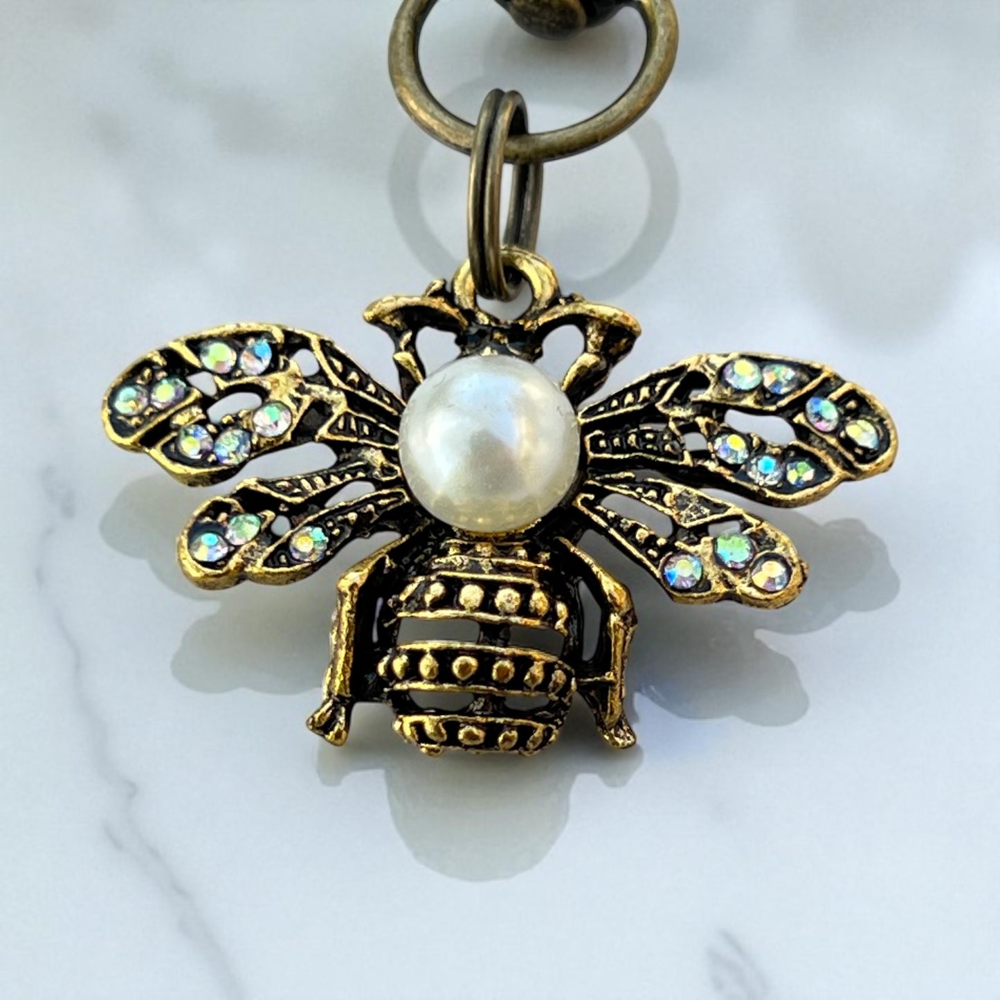 Pearl Bee Purse Charm – Vintage Rhinestone Bag Accessory