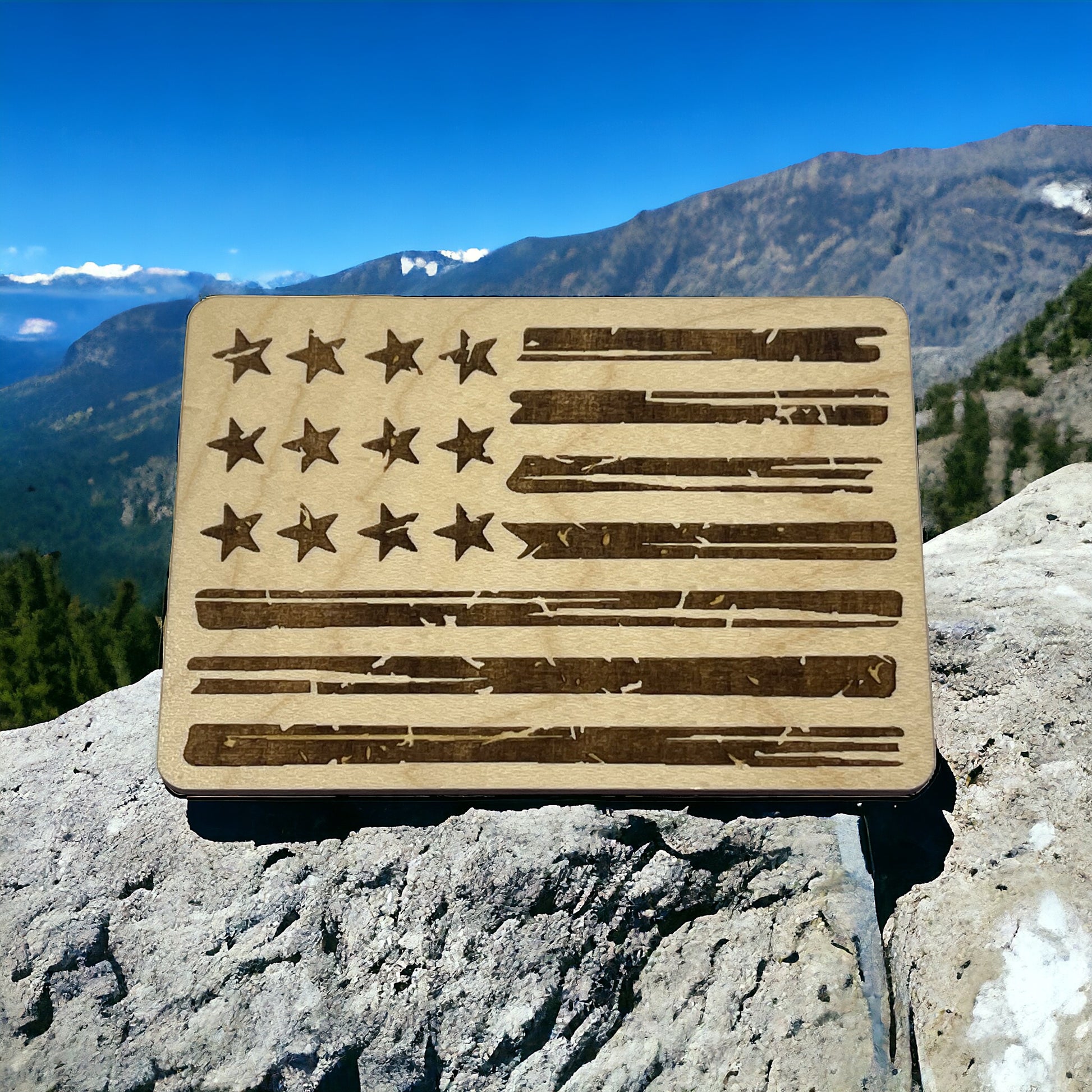 Rustic American Flag Magnet – Patriotic Farmhouse Decor