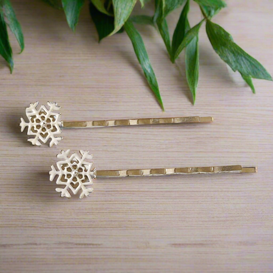 White Snowflake Hair Pins – Silver Winter Hair Clips with Sparkle