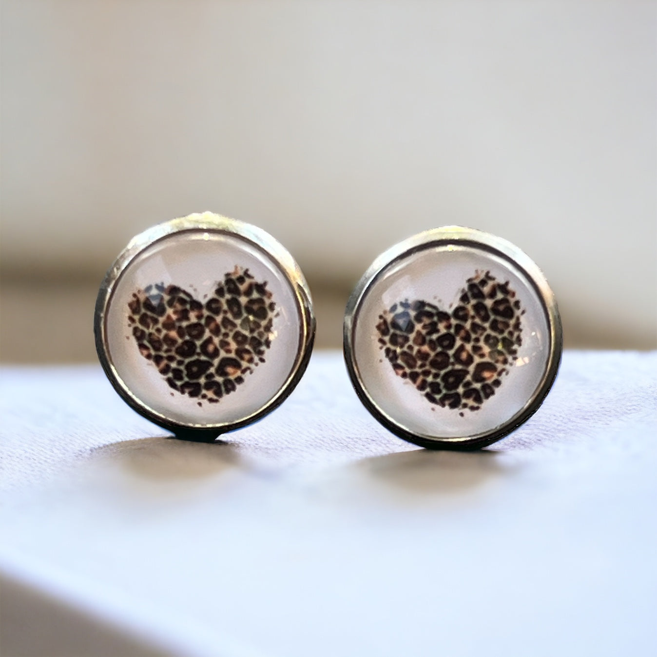 Leopard Print Heart Stud Earrings – Silver Statement Jewelry