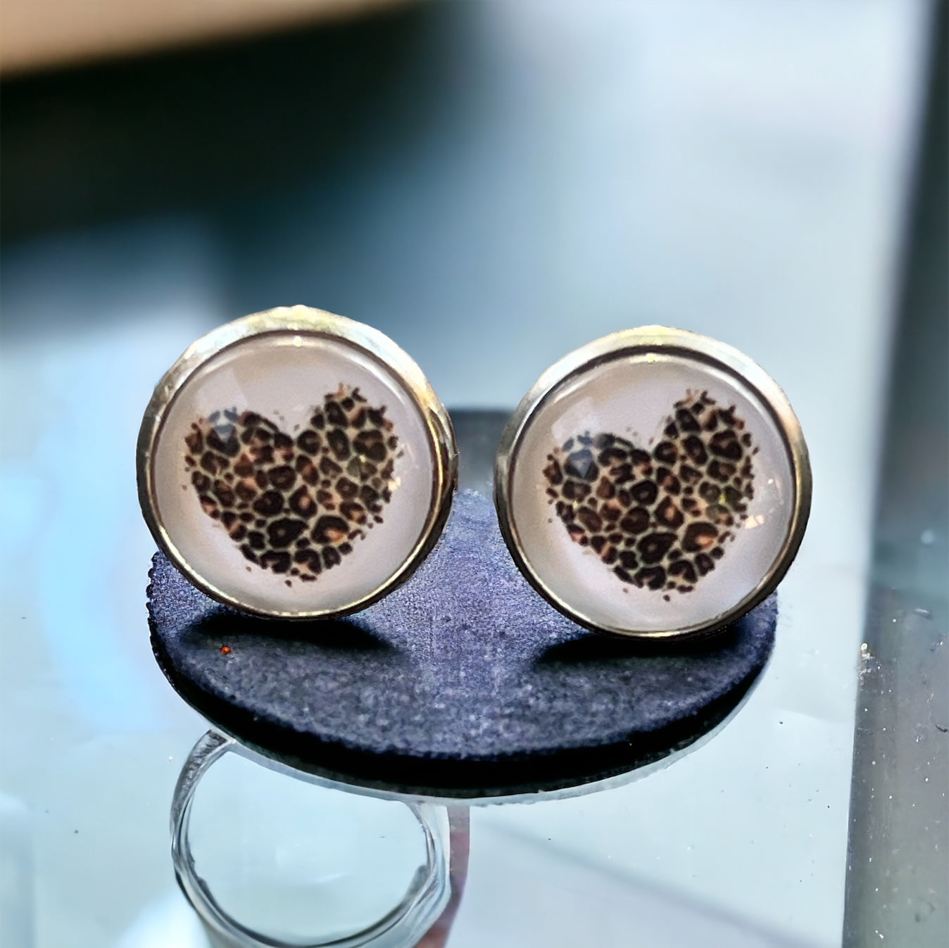 Leopard Print Heart Stud Earrings – Silver Statement Jewelry