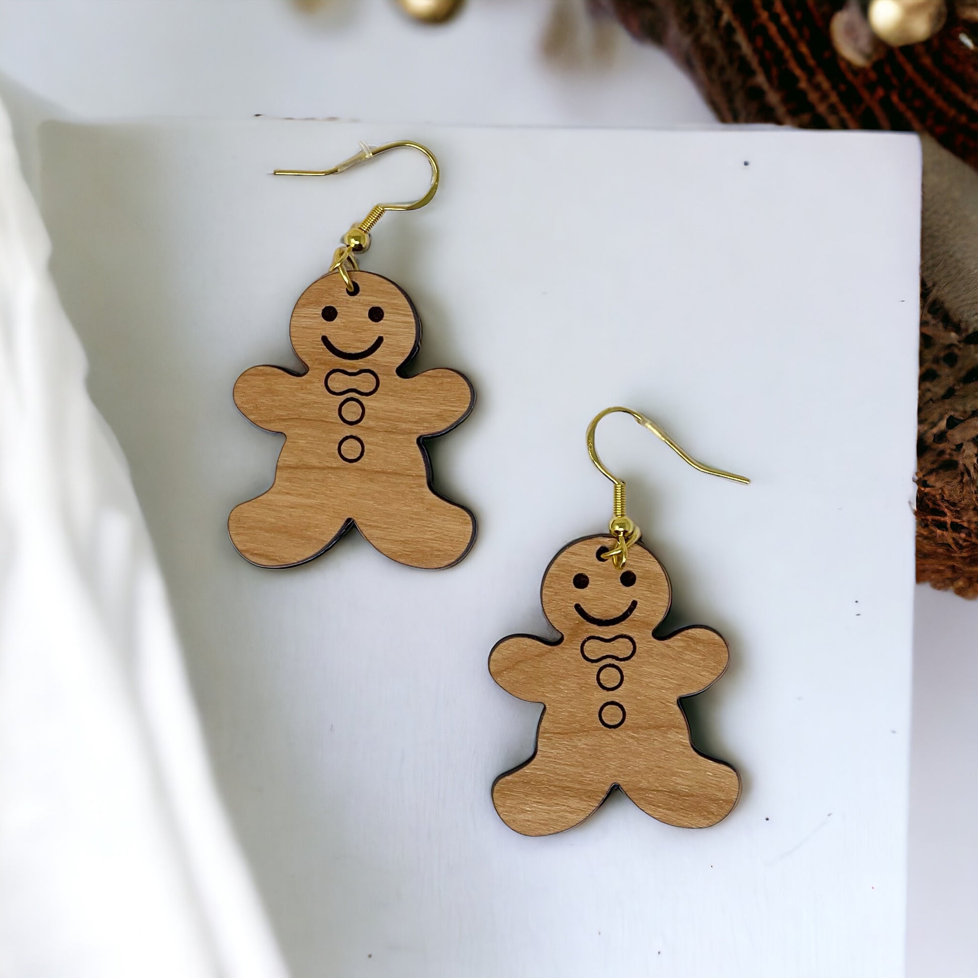 Gingerbread Man Wood Earrings – Cute Holiday Christmas Cookie Jewelry