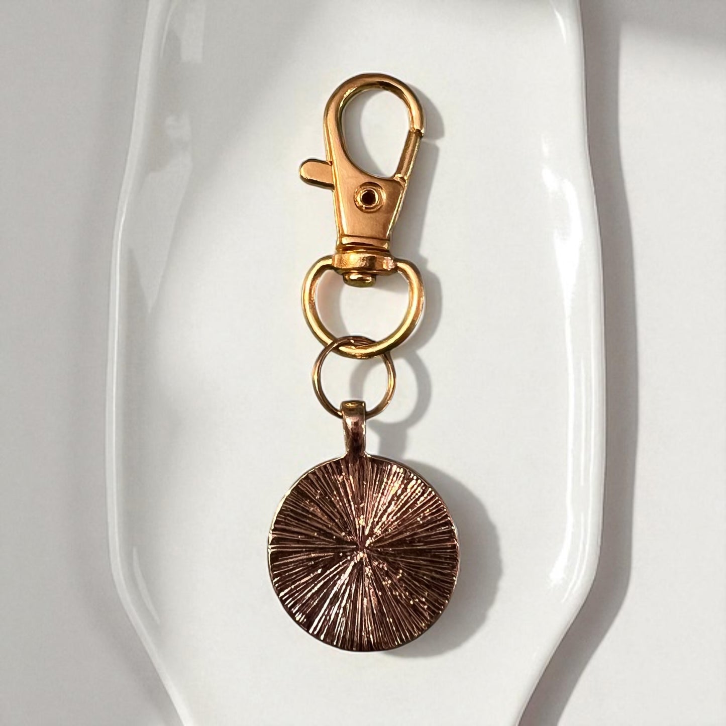 Yin Yang Purse Charm – Black & White Balance Keychain with Gold Clasp