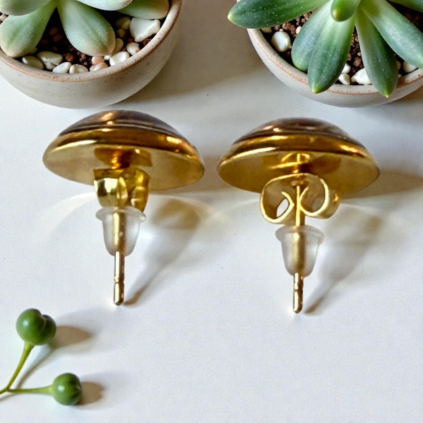 Daisy Stud Earrings – 12mm Gold Tone Floral Boho Jewelry for Her