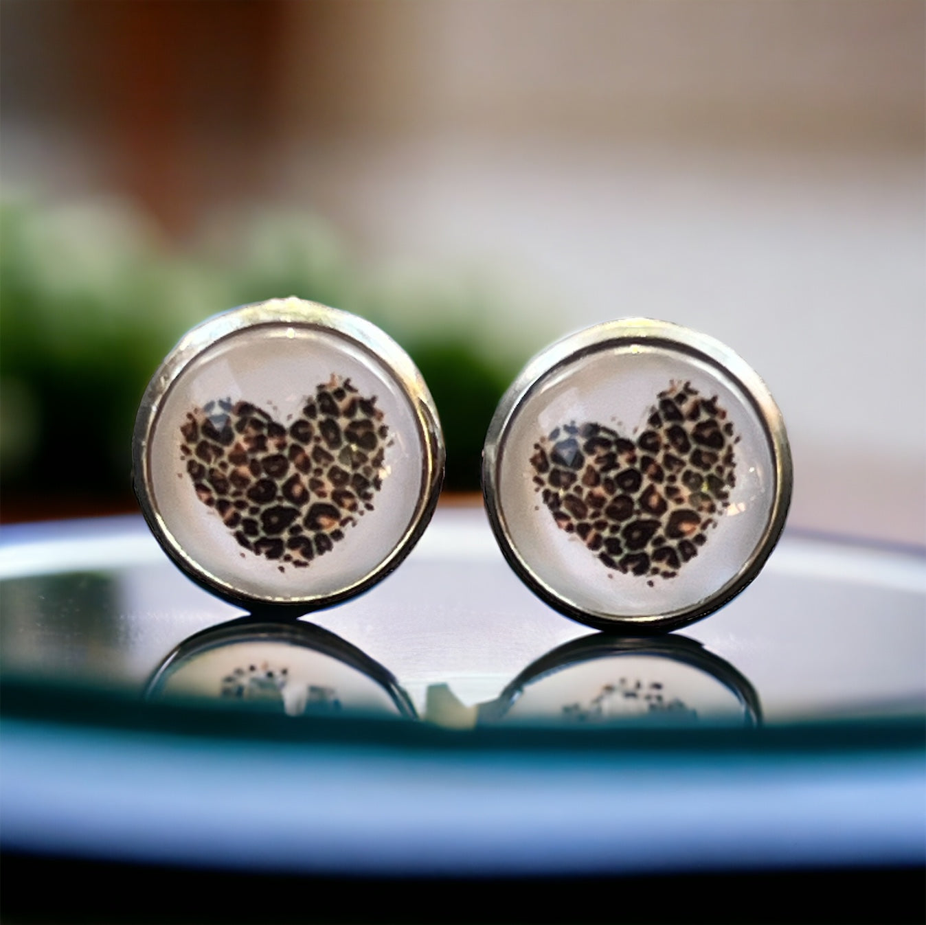 Leopard Print Heart Stud Earrings – Silver Statement Jewelry