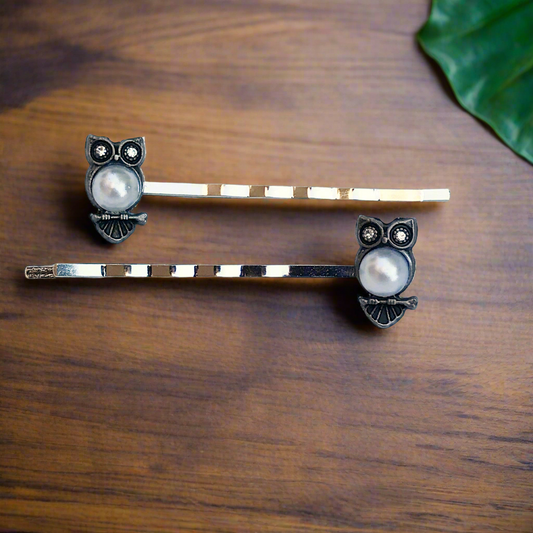 White Pearl Owl Bobby Pins: Sparkling Owl Accents for Unique Hairstyles