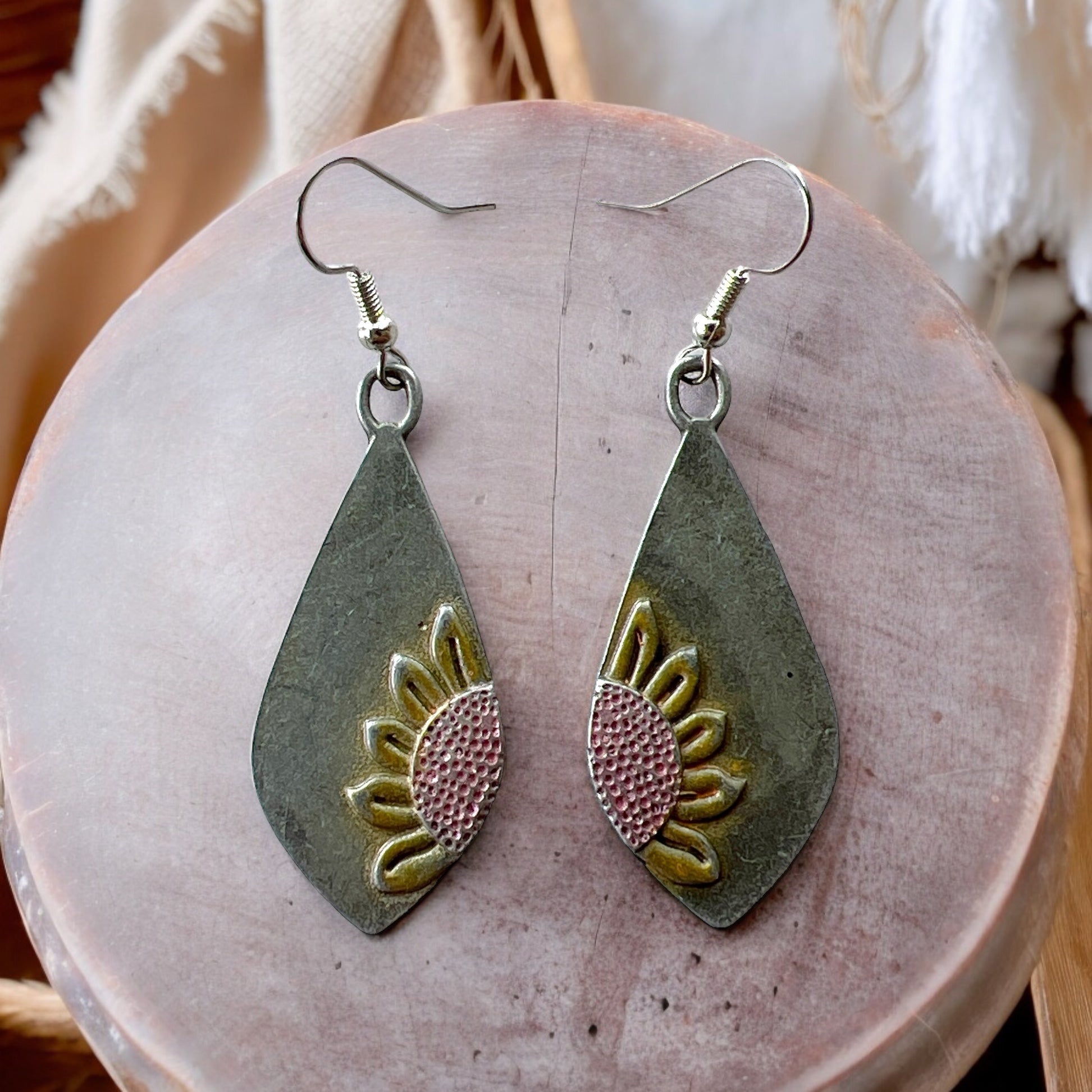 Sunflower Teardrop Earrings – Nature-Inspired Jewelry