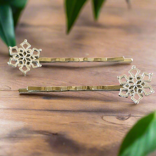 Silver Snowflake Hair Pins Set - Whimsical Winter Bobby Pins