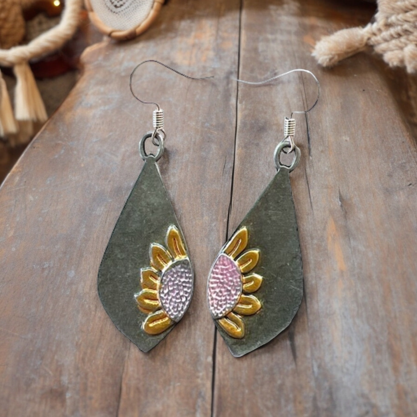 Teardrop Silver Earrings – Sunflower Nature-Inspired Jewelry