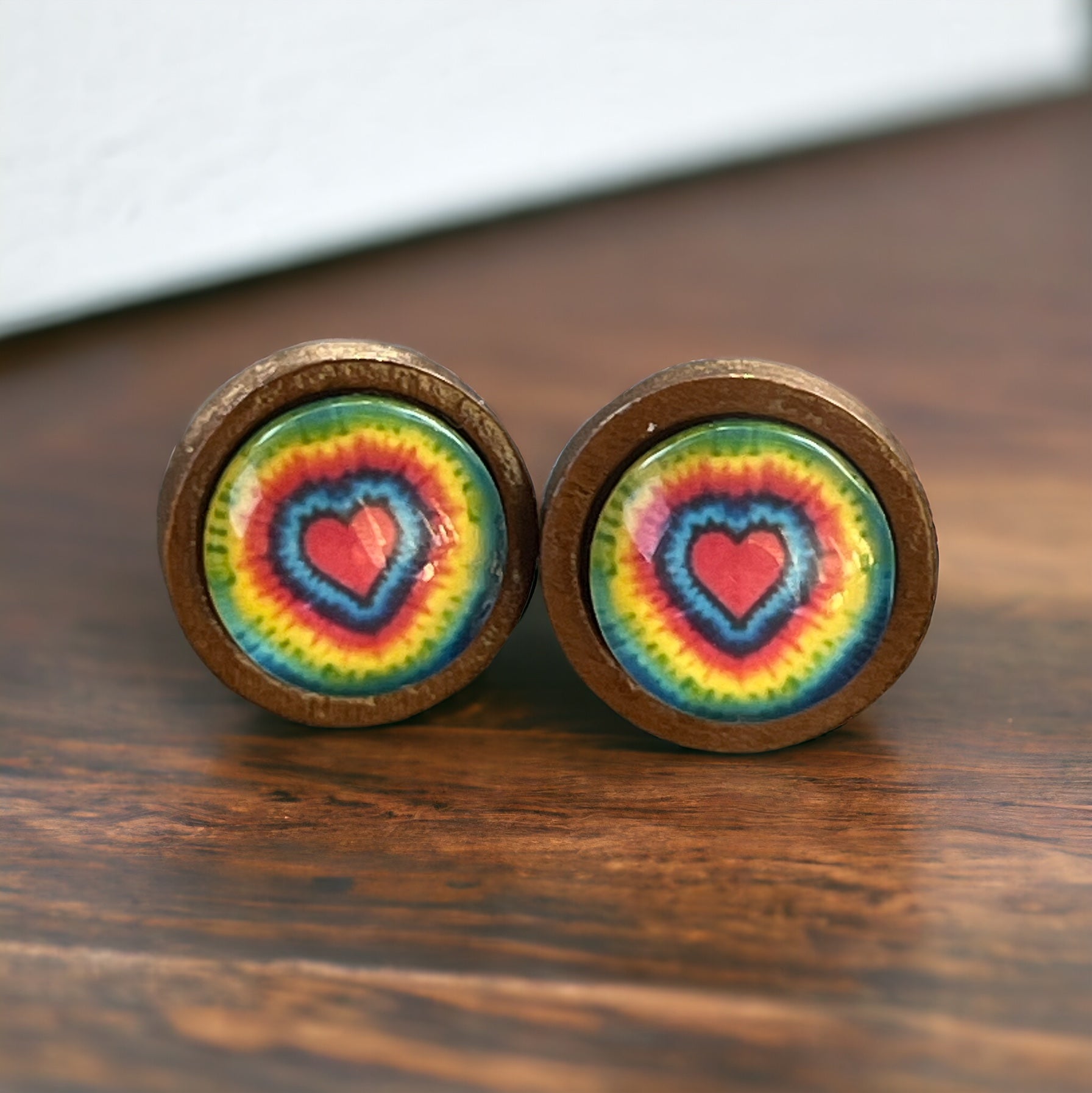 Rainbow Tie-Dye Heart Stud Earrings – Retro Wooden Jewelry
