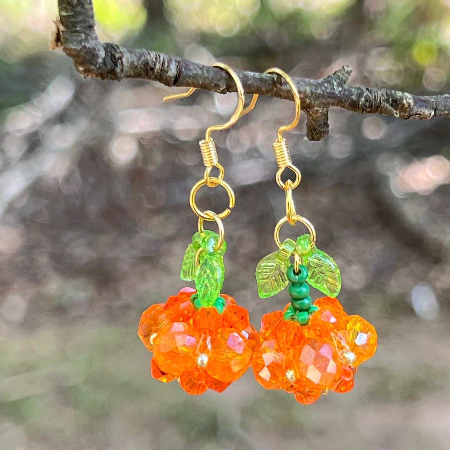 Beaded Pumpkin Earrings – Sparkly Fall Dangles with Green Leaves