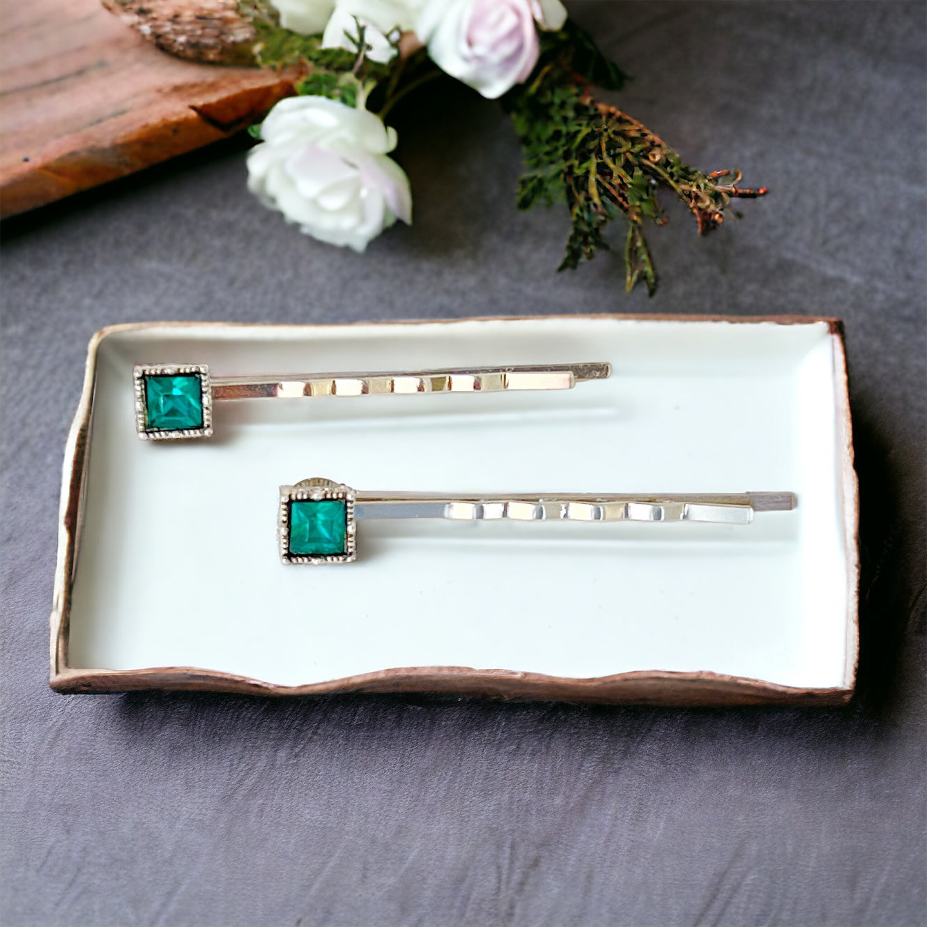 Green Acrylic Square Hair Pins: Boho Chic Accessories for Unique Hairstyles