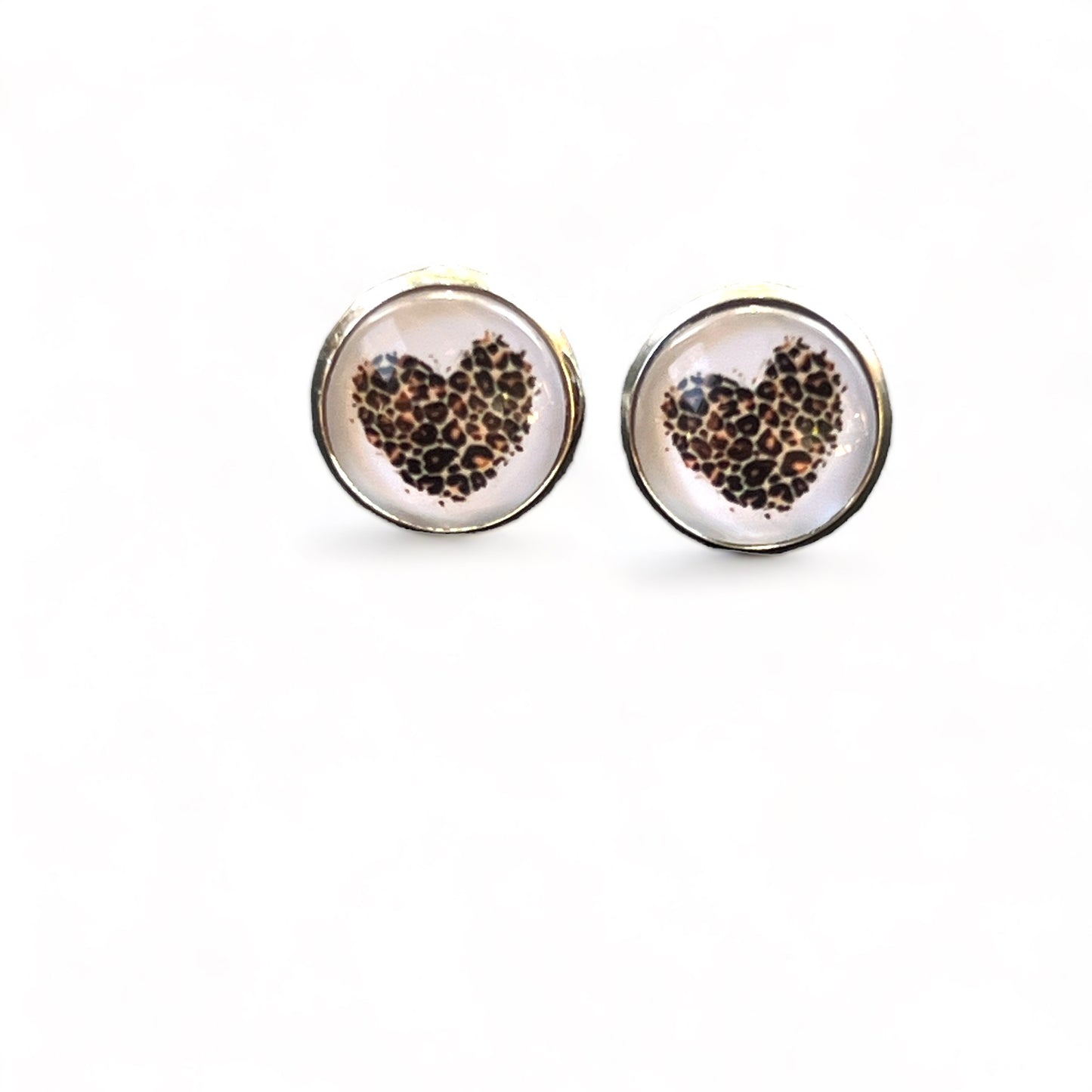 Leopard Print Heart Stud Earrings – Silver Statement Jewelry