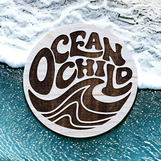 Ocean Child Magnet – Round Wood Beach Decor for Free Spirits & Ocean Lovers
