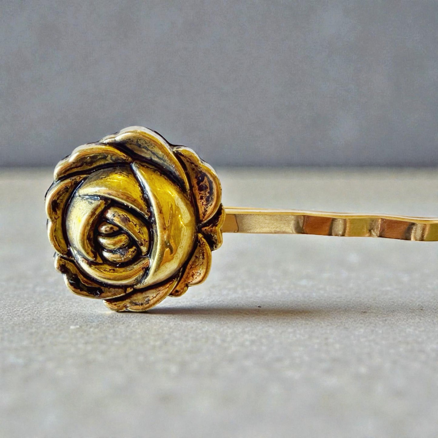 Pasador de pelo rosa de oro, clip de pelo de perla, pasador floral Bobby, pasador de pelo de flor, pasador de pelo vintage, barrette de oro antiguo, clip de pelo de mujer, mariposa