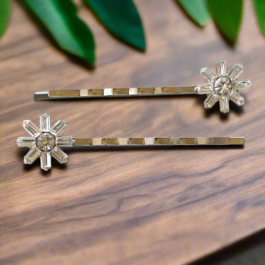 Crystal Snowflake Hair Pins – Elegant Silver Winter Hair Clips Set of 2