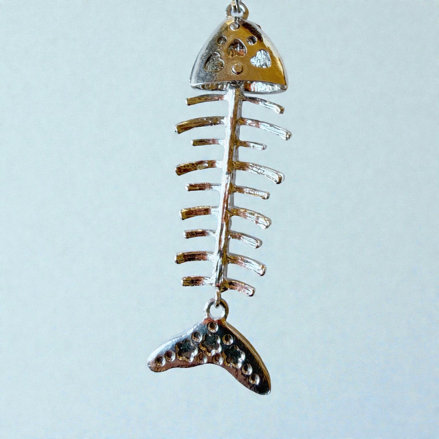 Rhinestone Fishbone Purse Charm – Sparkly Silver Bag Accessory