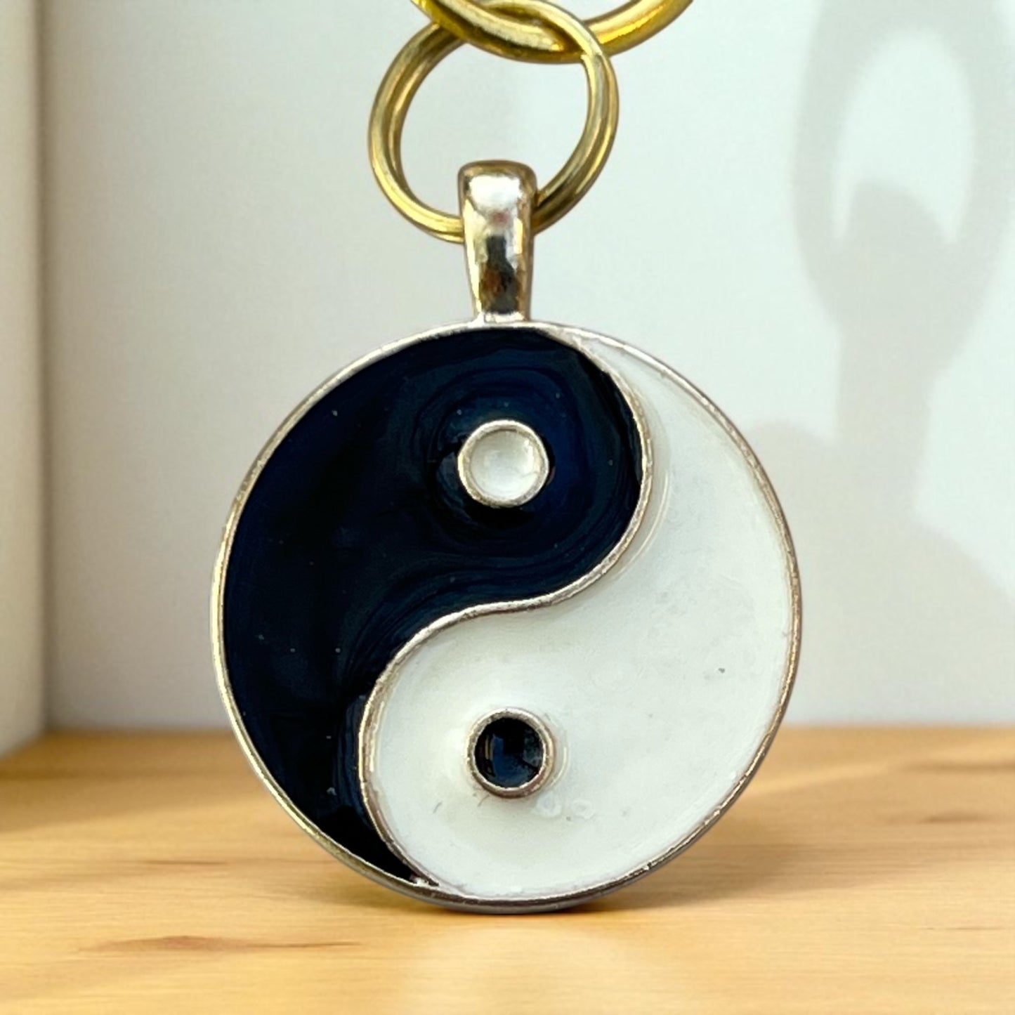 Yin Yang Purse Charm – Black & White Balance Keychain with Gold Clasp
