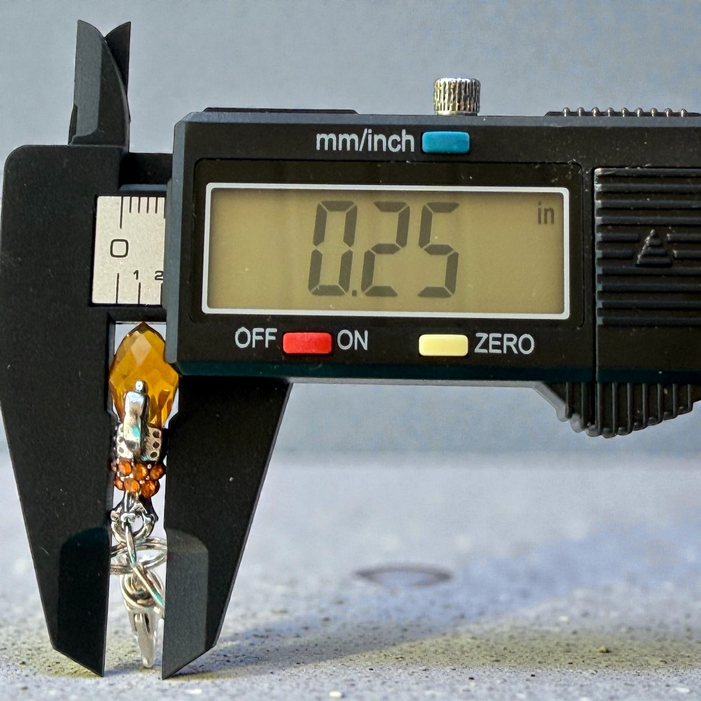 Amber Bee Purse Charm – Silver Boho Nature-Inspired Keychain