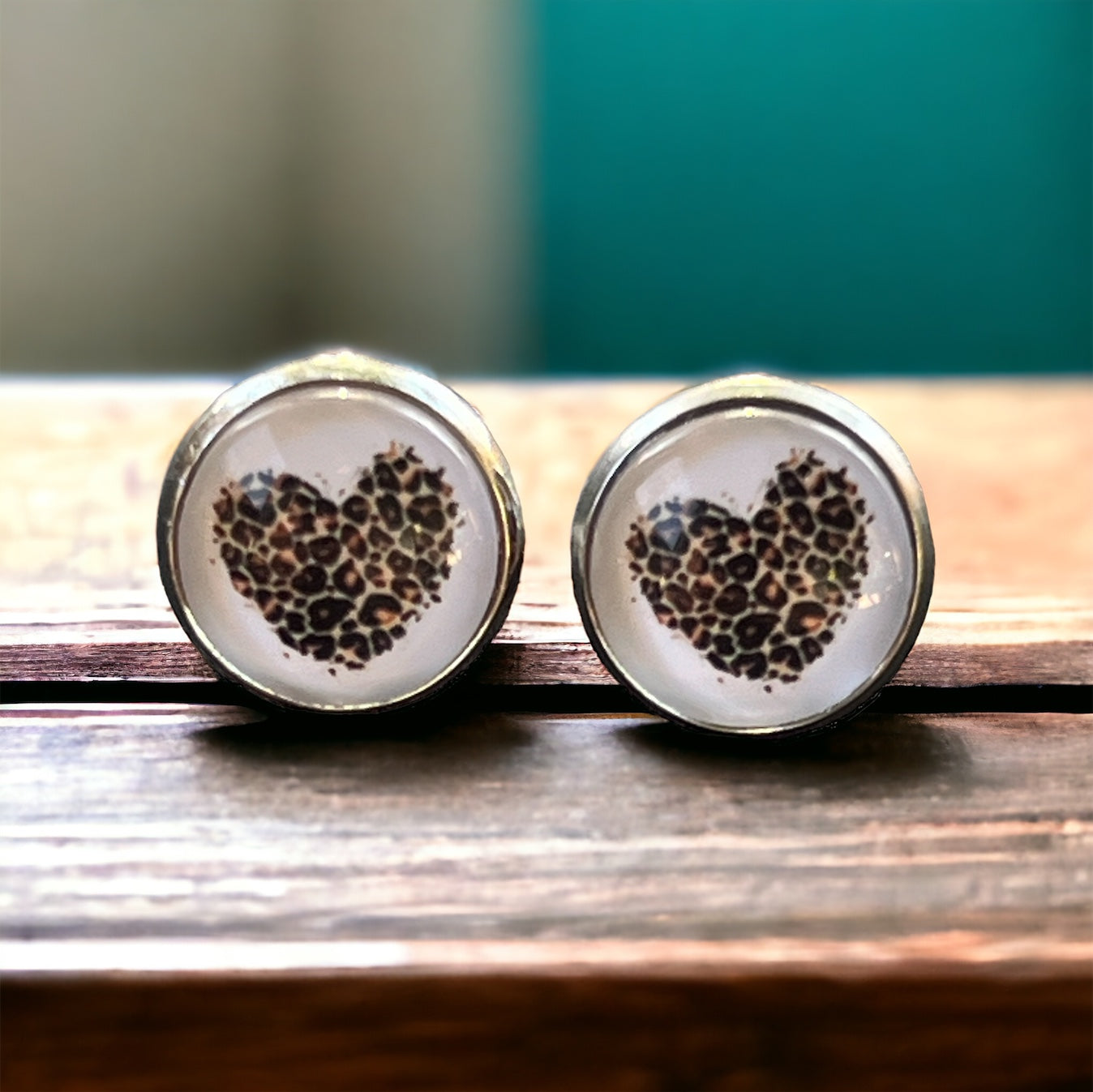 Leopard Print Heart Stud Earrings – Silver Statement Jewelry