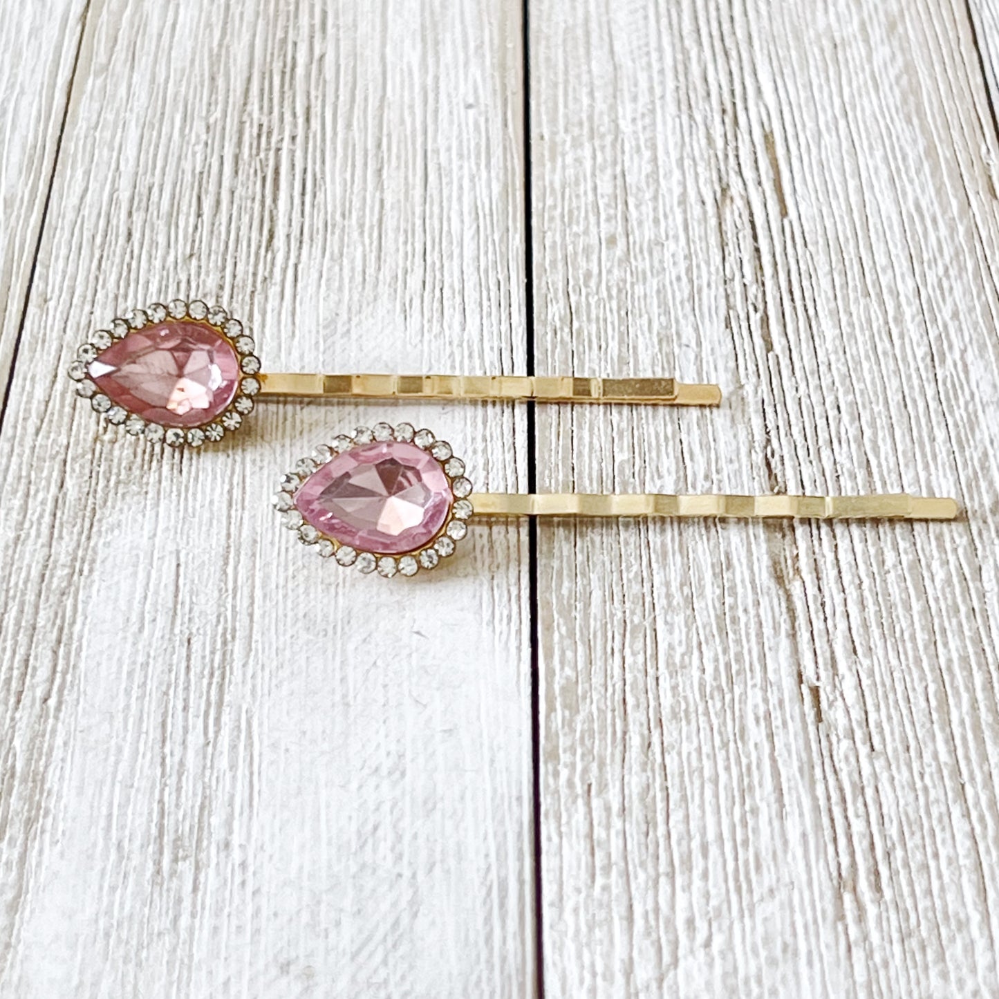 Pink Teardrop Rhinestone Gold Hair Pins: Elevate Your Hairstyle with Glamorous Elegance