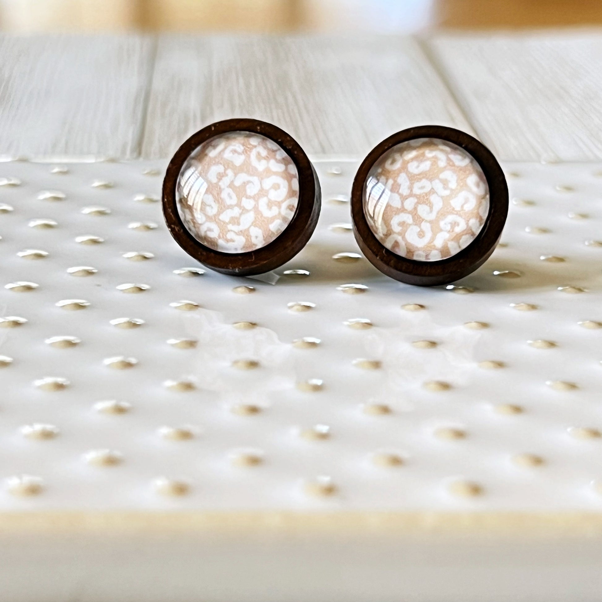 Beige Leopard Print Stud Earrings – Neutral Animal Pattern Wood Jewelry