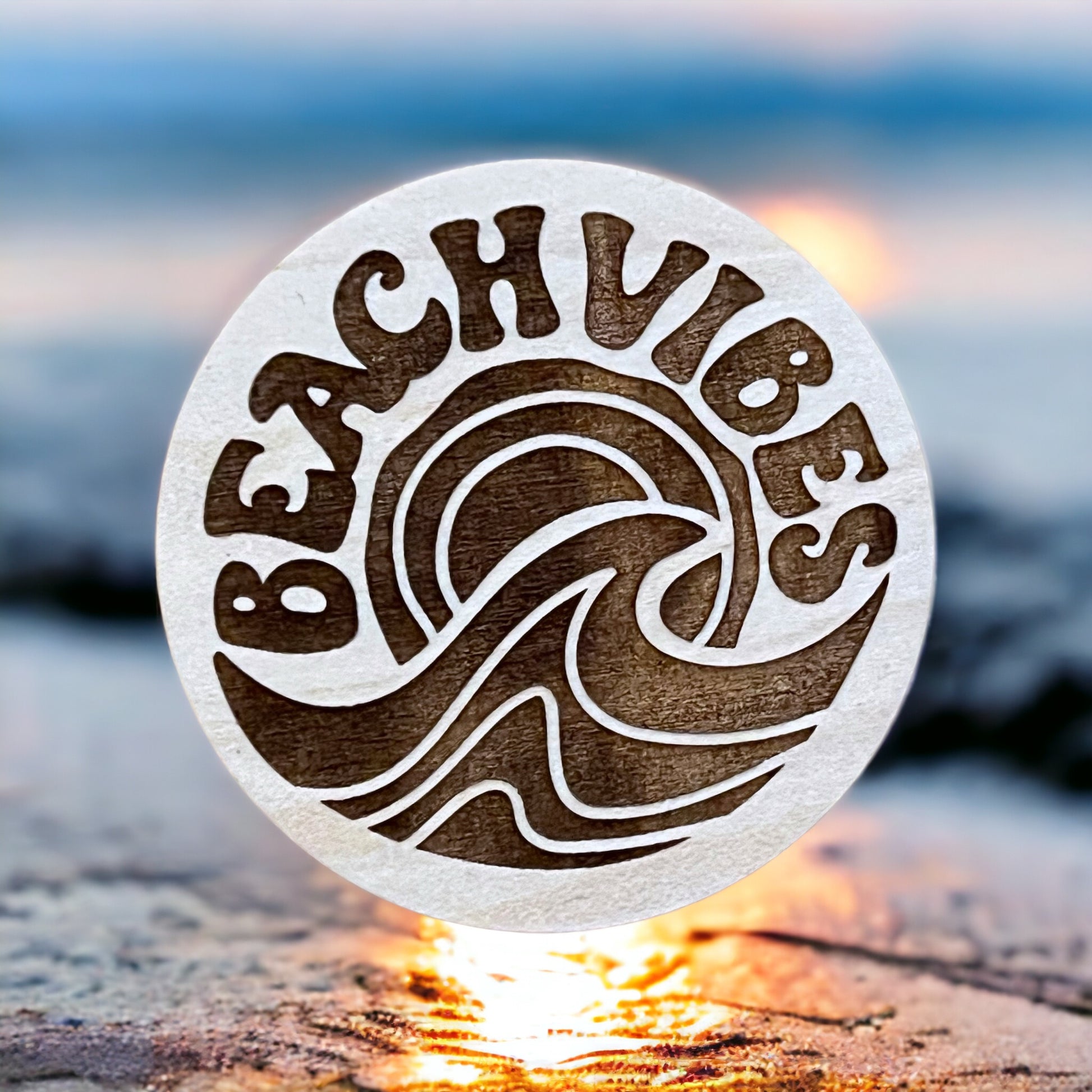 Beach Vibes Wave Magnet – Round Wood Coastal Decor for Ocean Lovers