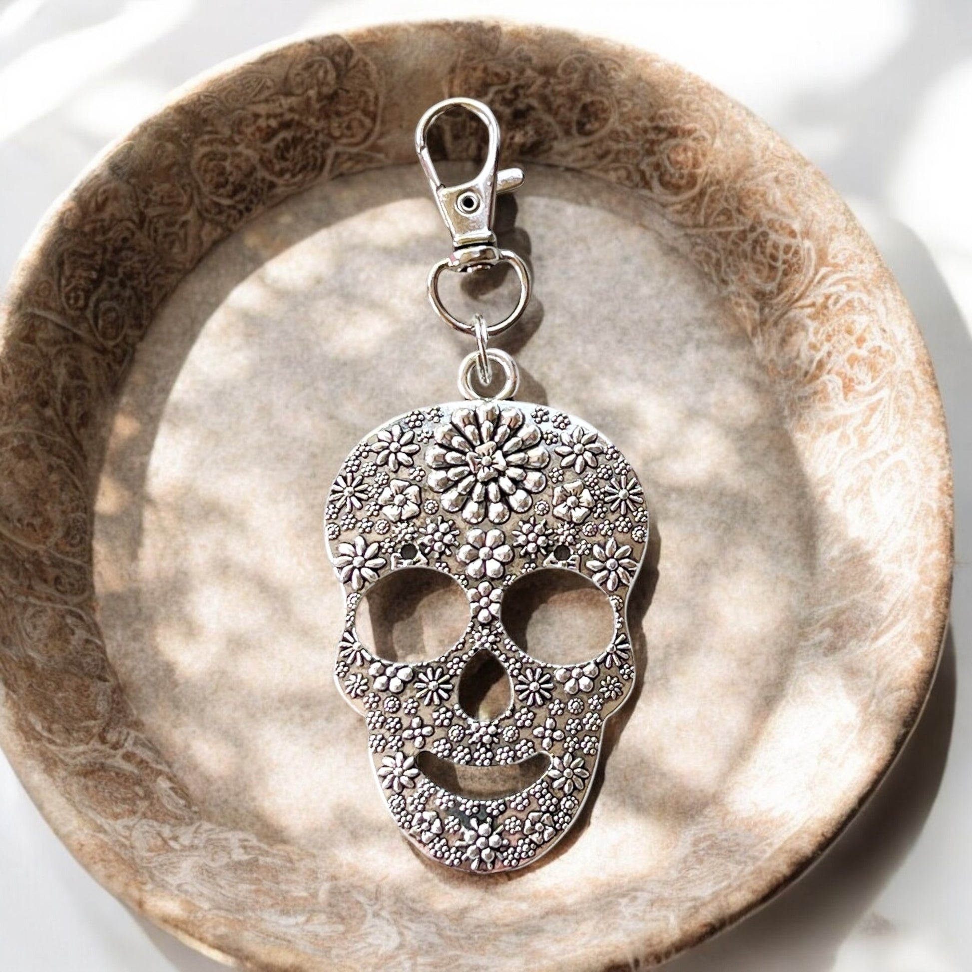 Floral Skull Purse Charm – Silver Day of the Dead Keychain with Flower Motif