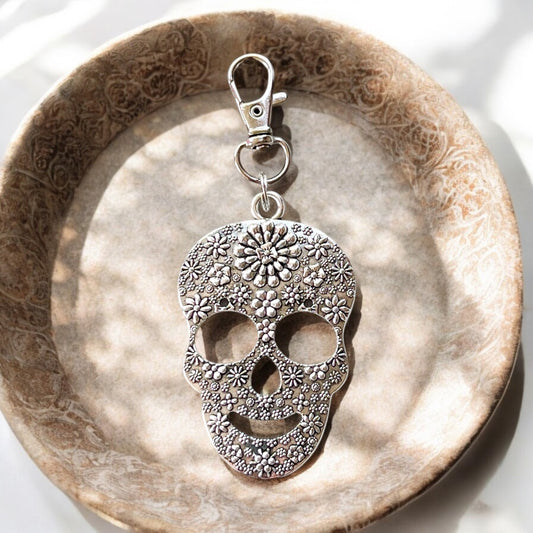 Floral Skull Purse Charm – Silver Day of the Dead Keychain with Flower Motif