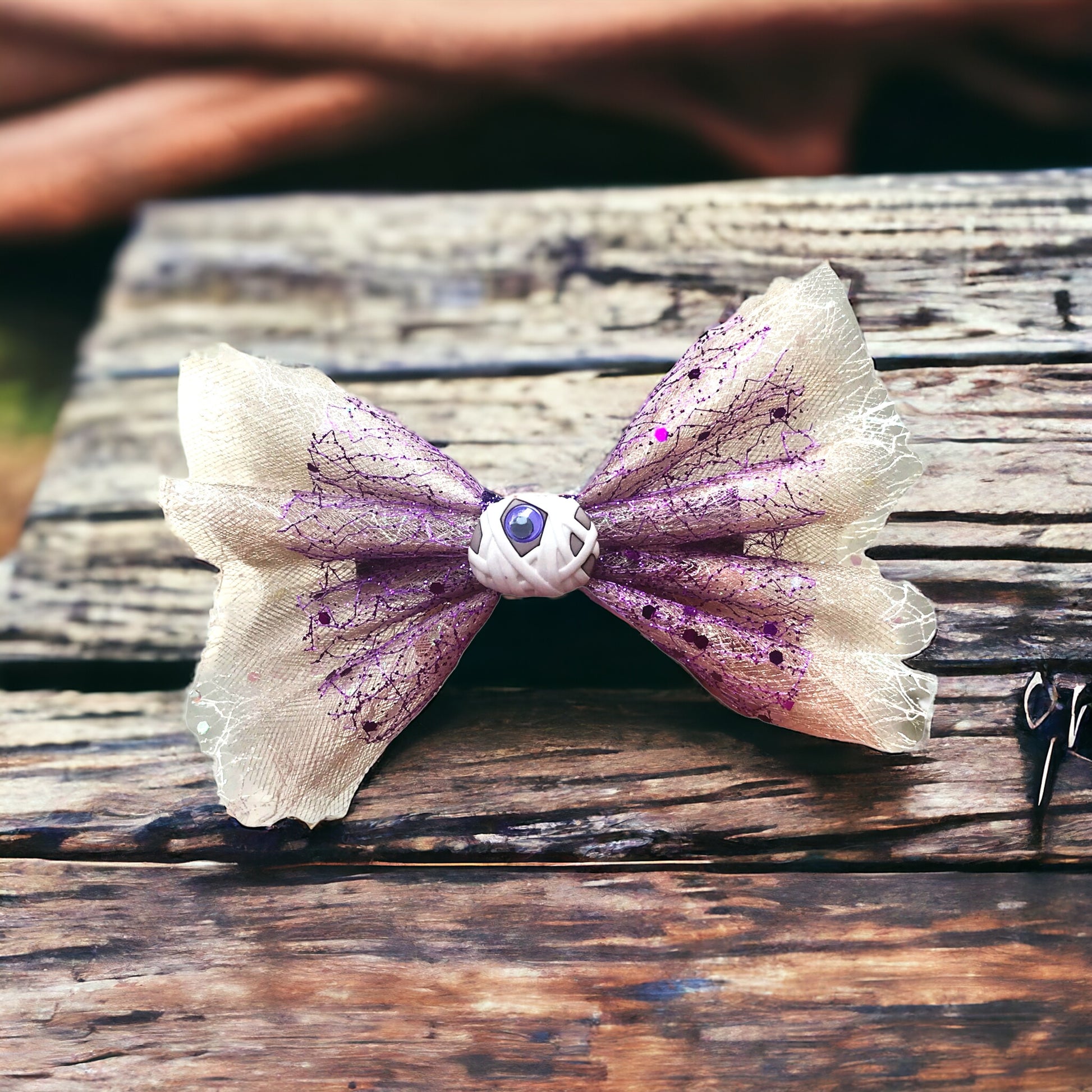 Mummy Eyeball Halloween Hair Bow - Spooky & Playful Hair Accessory
