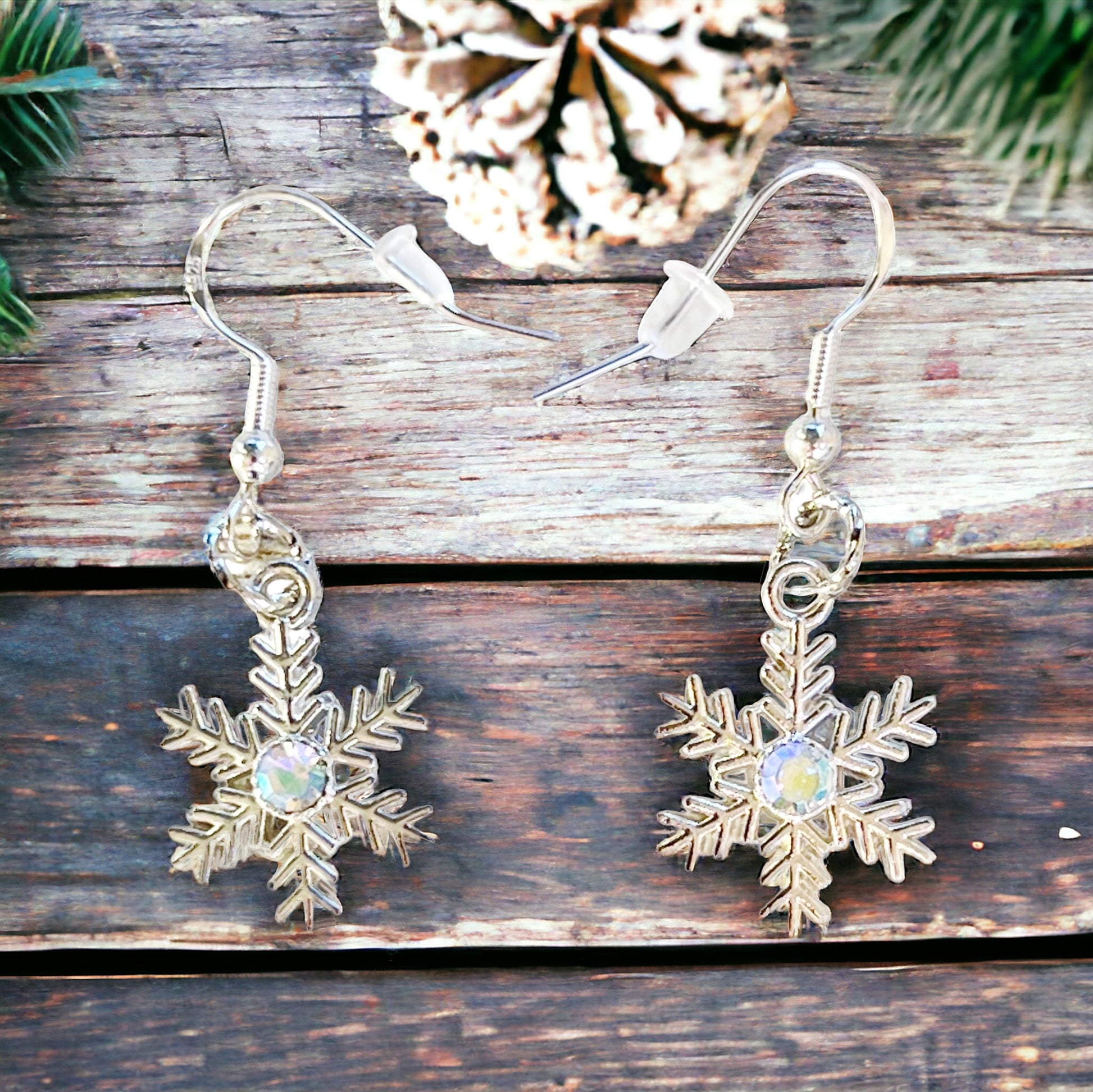 Silver Snowflake Dangle Earrings: Sparkling Rhinestone Accents for Winter Charm